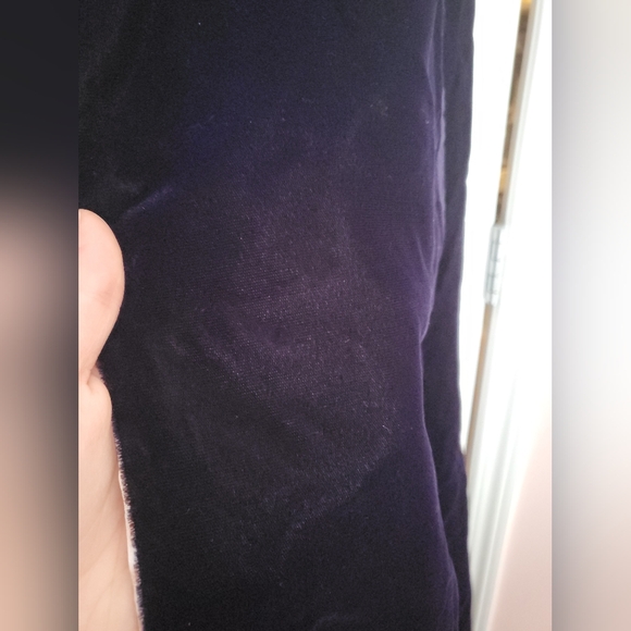 Velvet Fantasy Cape - Picture 6 of 15